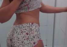 Novinha linda clocal