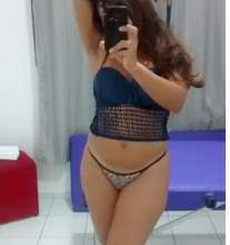 Mara cheia de tesao com local