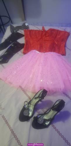 Dominadora leva crossdresser/ Sissy em swing