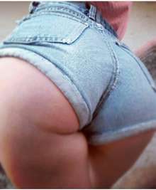 Alondra rubia blanquita pura sensualidad!!