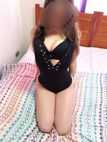 Pendejita rica adicta al anal