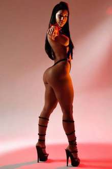 990940595 somos un Grupo de amigas Disponibles para tus serv