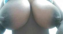 Kelly morena tetona caliente