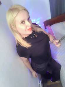 996162766, BLANQUITA RUBIA ESTILOSA, CARIÑOSA, Y DEMASIADO