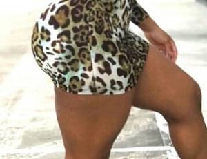 Nalgona apasionada  25 la hora