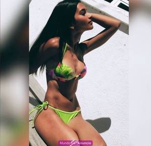 Luna una colombiana iniciándose en la capital con departame