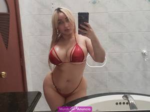 Candy, muñequita porno, ven para que relajes total