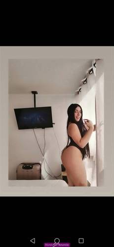 Isabella hermosa niña transs con fotos reales