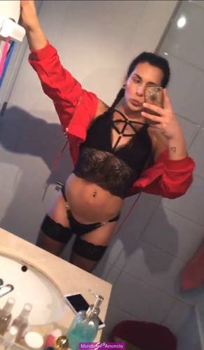 Antonella transex muy femenina y morbosa