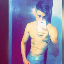 Chico Gay con Ganas de Sexo GRATIS Reservado