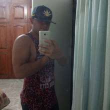 Yorham extranjero  lechero ven y conoce el placer