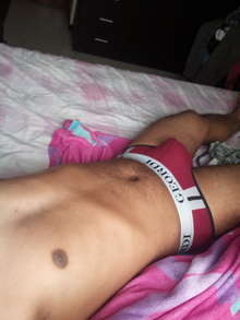 Chico deseoso de pene y culito