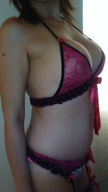 DANIELA BELLA Y SEXY MADURITA