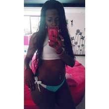 Jovencita en busca de hombres maduros