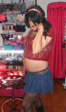 veterana travesti de closet virgen busca amante para sexo