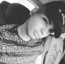moreno complaciente!!  3184687341