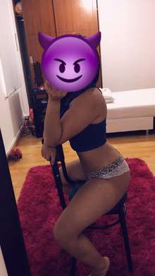 linda chica encantadora con una carita muy angelical