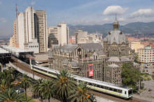 el colectivo,medellin te espera.solo hombres hetero curiosos