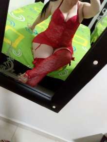 La chica de rojo cristal servicio vip