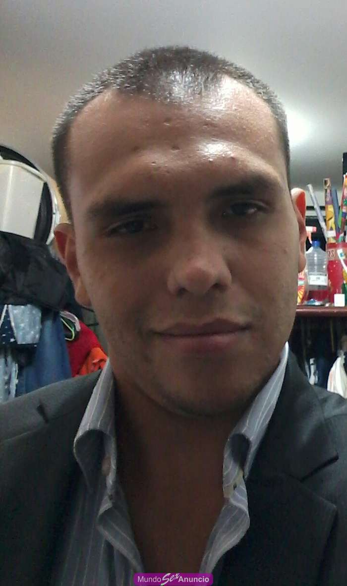 Prepago gay parato y complaciente en Ibagué, Tolima - 3176900982