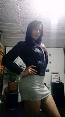 Selenis chica complaciente..