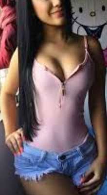 HERMOSA UNIVERSITARIA MASAJISTA HEROTICA