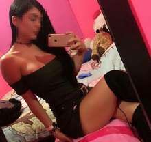 NATHALY, SOY UNA BEBESITA BIEN ARRECHA, TE LO CHUPO DELICIOS
