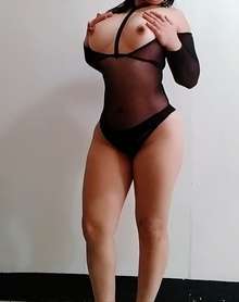 TENGO UNAS RICAS TETAS PARA HACERTE UN PAJAZO DELICIOSO LLAM