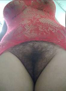 TE GUSTARIA VER COMO ME MASTURBO MI CONCHA  APRETADA MOJADA