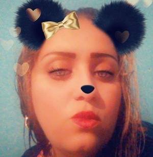 Chica descomplicada y muy caliente