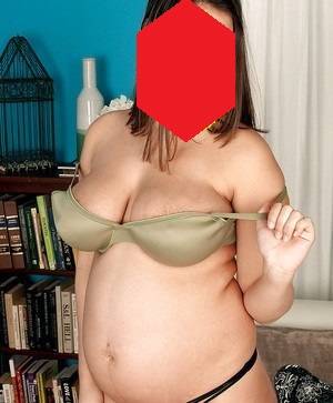 NUEVA!! MUJER MADURA EMBARAZADA TETONA ,ME SALE LECHE