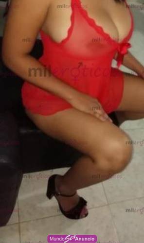 Ardiente Lolita de cuerpo natural ven y penetrante rico