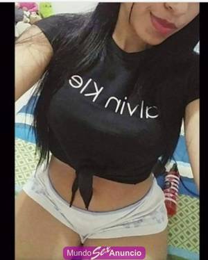 Jovensita 20 años busca hombre maduro relacion acambio ayud