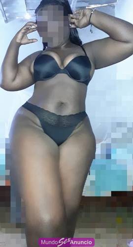 Morena candela !!!! Batidora sexual con megaculo real