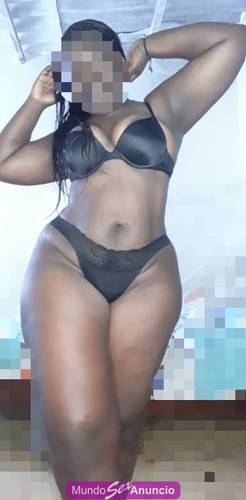 Hermosa morena ....más arrecha que nunca