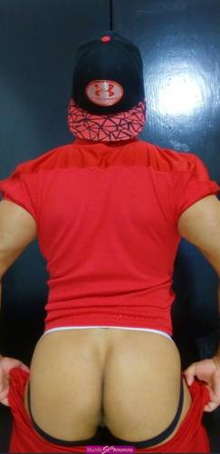 Javier masajista profesional para hombres serios