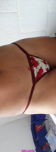 Hermosa cami arrecha de 18 años hago la penetracion vaginal