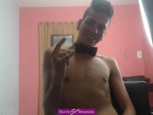 joven descomplicado un poco timido