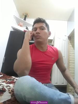 Activo verga gruesa y peluda disponible en CHAPINERO