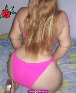 Mujer mega culona  caderona cariñosa conbersadora