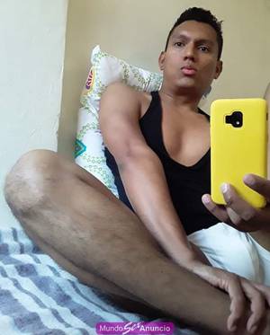 ACTIVO DOY MASAJES EN EL CULO,GLUTEOS Y ANO.