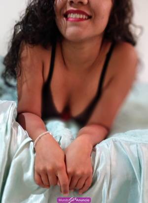 Hermosa y complaciente de 18 años con sitio