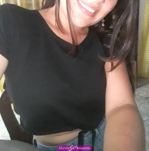 lolita 18 años ojos verdes  piel blanca  peluchito