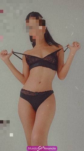 Rica flaca complaciente