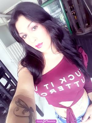 Sencilla cariñosa femenina tierna por bosa la paz