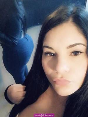 Bella voluptuosa tetona culona sexy