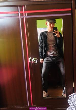 Chico de 19 años versátil con sitio privado