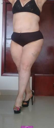 Marcela gordita 55.000 mil.hora de sexo oral natural vaginal
