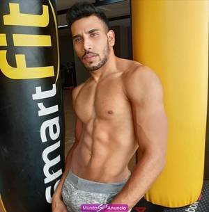 Moreno pollo 23 años porte de modelo