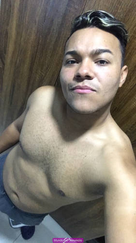 chico moreno Venezolano  Vers mas act